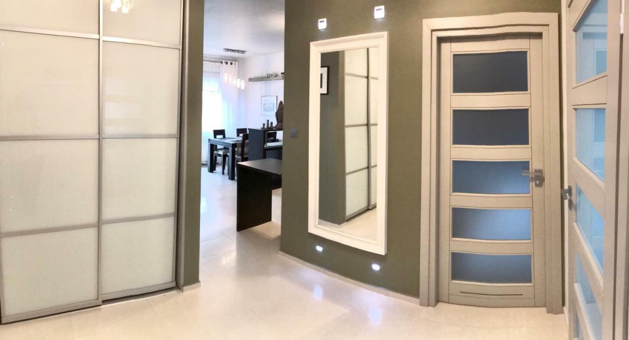 Przystanek Sanok Apartament W Scislym Centrum מראה חיצוני תמונה
